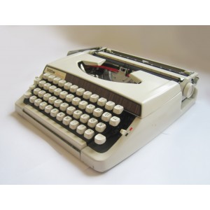 Пишущая машинка Brother Deluxe